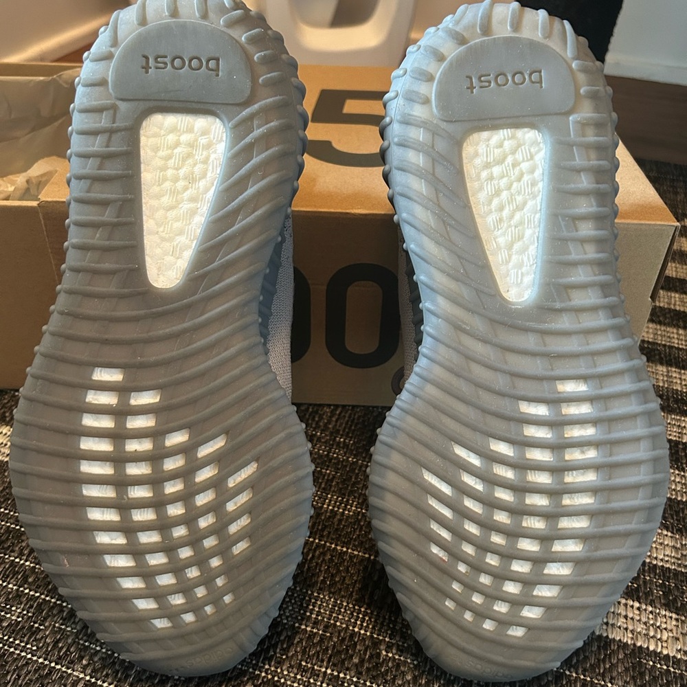 Men’s Adidas Yeezy Gray Sneakers - Picture 5 of 9
